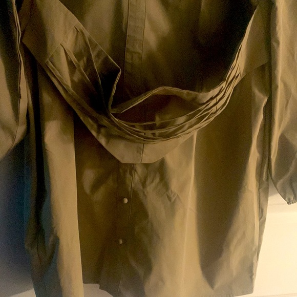 Plus Khaki Corset Detail Puff Sleeve Shift Dress - Picture 2 of 2